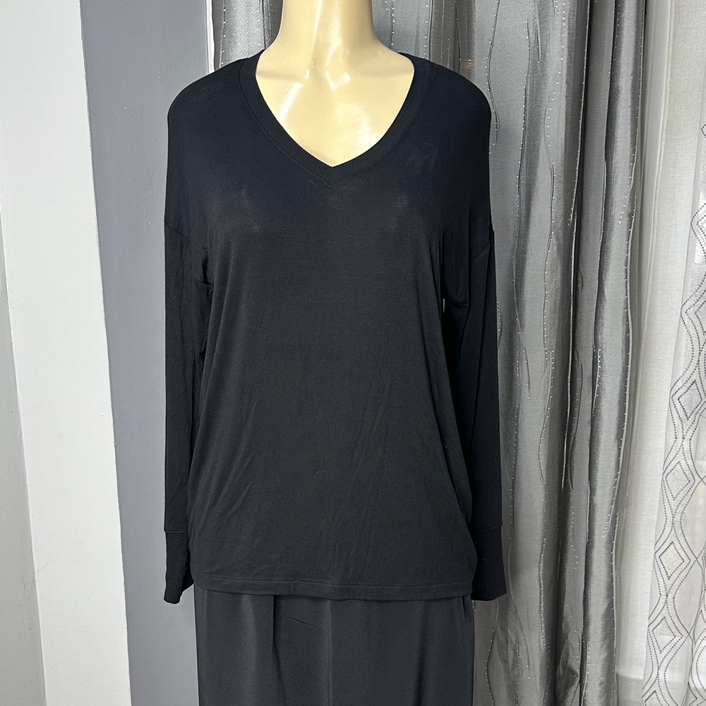 Loft Women’s Black Sweater V-Neck Sz S
